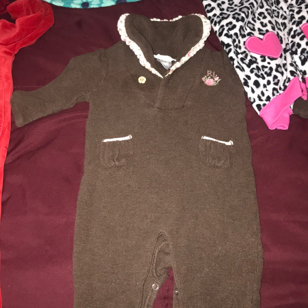Beautiful winter clothes - Picture 3 of 7